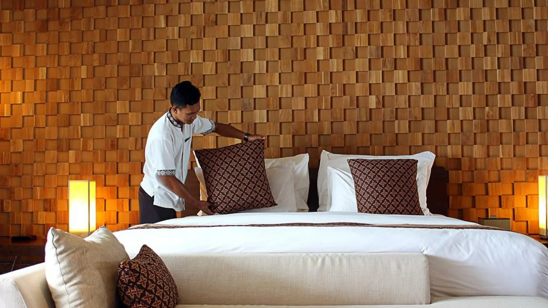 *****  Anantara Uluwatu Bali Resort Indonesien